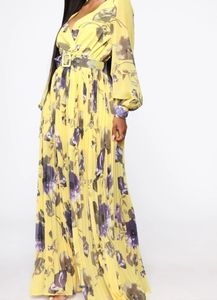Fashion Nova Fair Play Floral Pleated Maxi Dress, Yellow/Multi, Size 1X